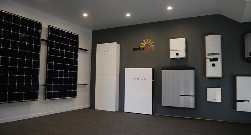 Hybride omvormer en thuisaccu installatie